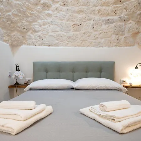 Trulli E Frasche, Intera Villa Martina Franca